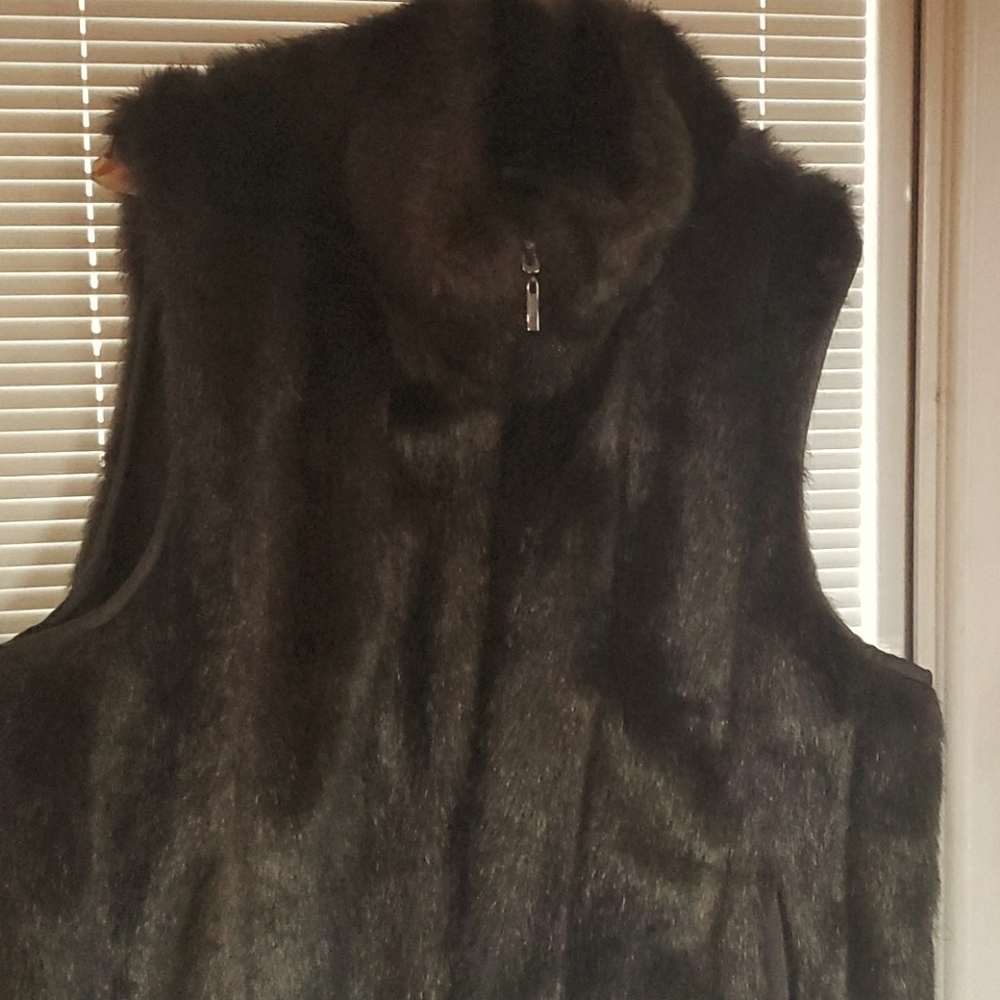XL faux fur reversible vest